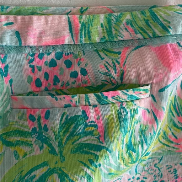 Lilly Pulitzer Adie Shorts in On Parade print Seasalt Blue colourway Side zip 12 - Picture 11 of 15